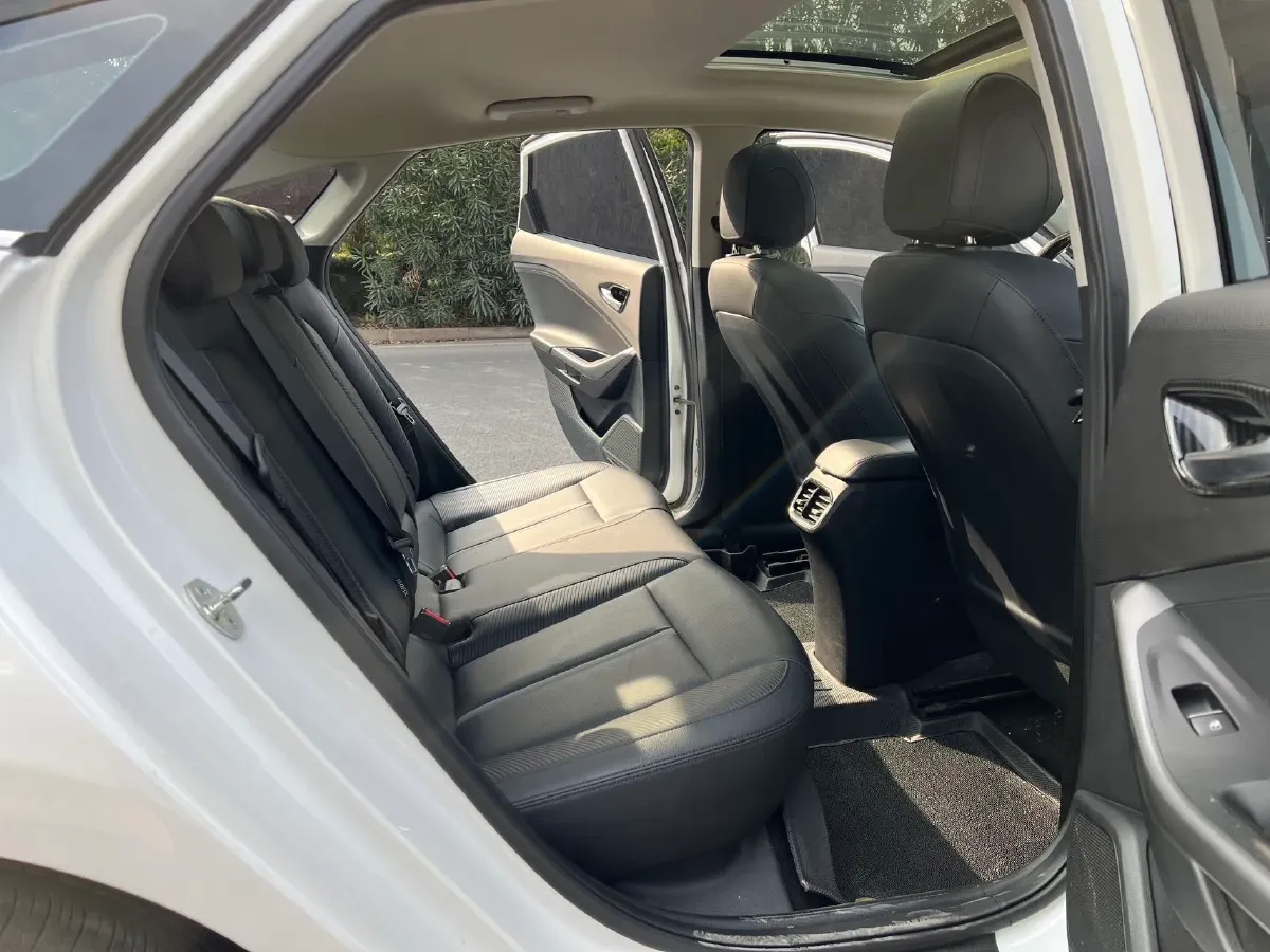 2019 Hyundai La Festa 1.6T 204HP L4 7DCT,autocango,china used car exporter,china ev exporter,chinese used car exporter,chinese used ev exporter