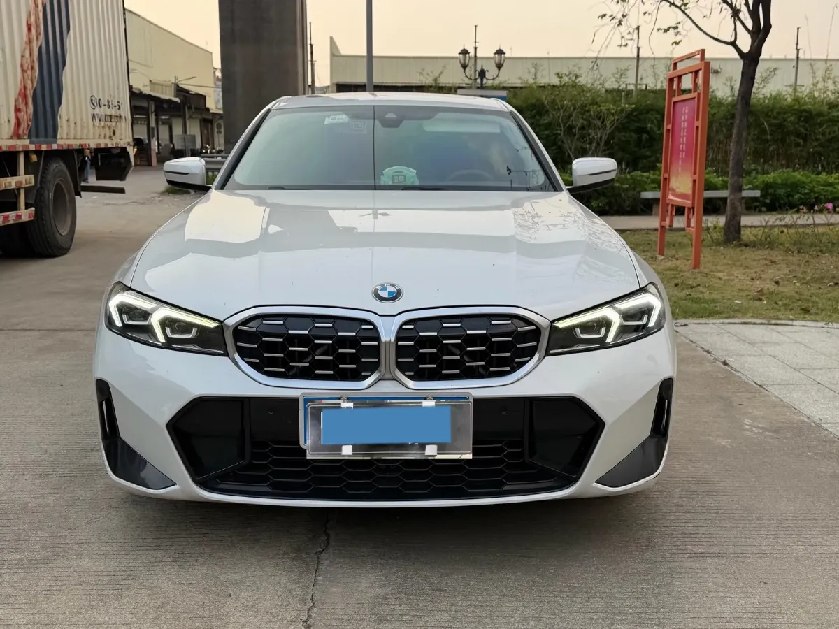 2023 BMW 3 Series 2.0T 184HP L4 8AT,autocango,china used car exporter,china ev exporter,chinese used car exporter,chinese used ev exporter