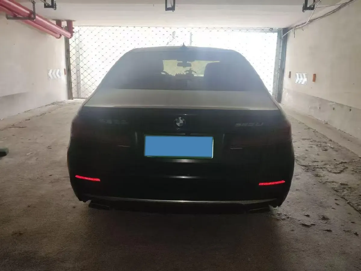 2022 BMW 5 Series 2.0T 184HP L4 8AT,autocango,china used car exporter,china ev exporter,chinese used car exporter,chinese used ev exporter