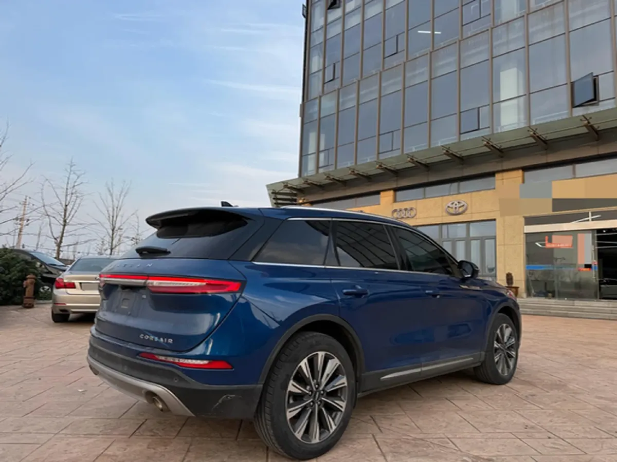 2022 Lincoln Corsair 2.0T 245HP L4 8AT,autocango,china used car exporter,china ev exporter,chinese used car exporter,chinese used ev exporter