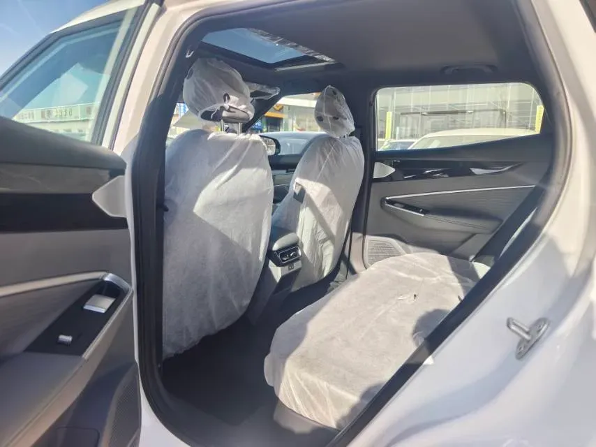 2026 Geely Azkarra 1.5T 181HP L4 7DCT,autocango,china used car exporter,china ev exporter,chinese used car exporter,chinese used ev exporter