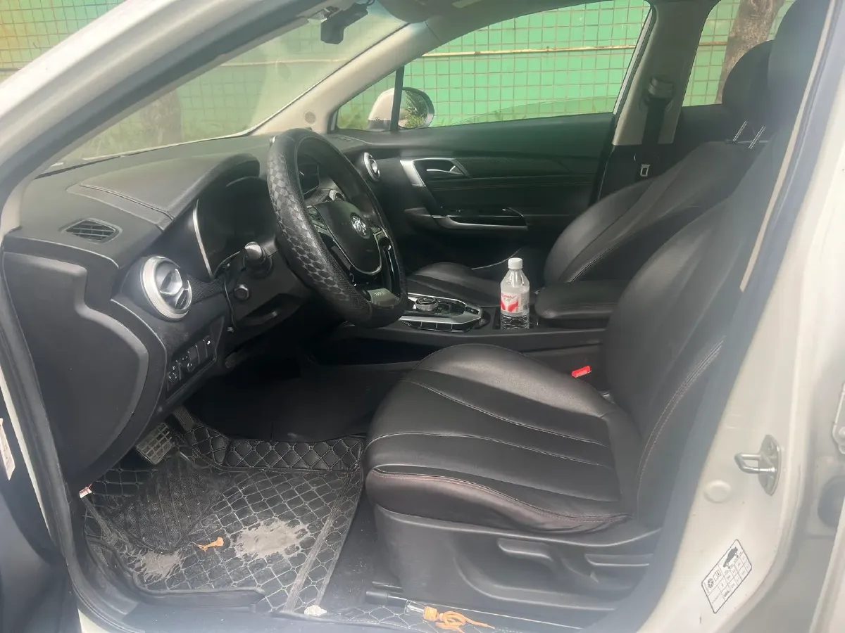 2018 Jeep Renegade 1.4T 150HP L4 7DCT,autocango,china used car exporter,china ev exporter,chinese used car exporter,chinese used ev exporter