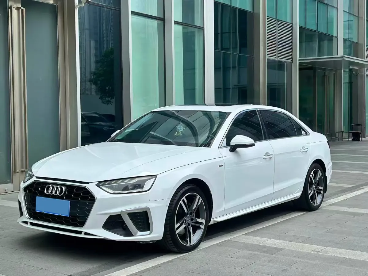 2020 Audi A4L 2.0T 190HP L4 7DCT,autocango,china used car exporter,china ev exporter,chinese used car exporter,chinese used ev exporter
