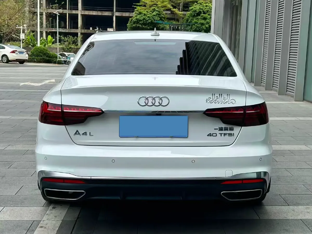 2020 Audi A4L 2.0T 190HP L4 7DCT,autocango,china used car exporter,china ev exporter,chinese used car exporter,chinese used ev exporter