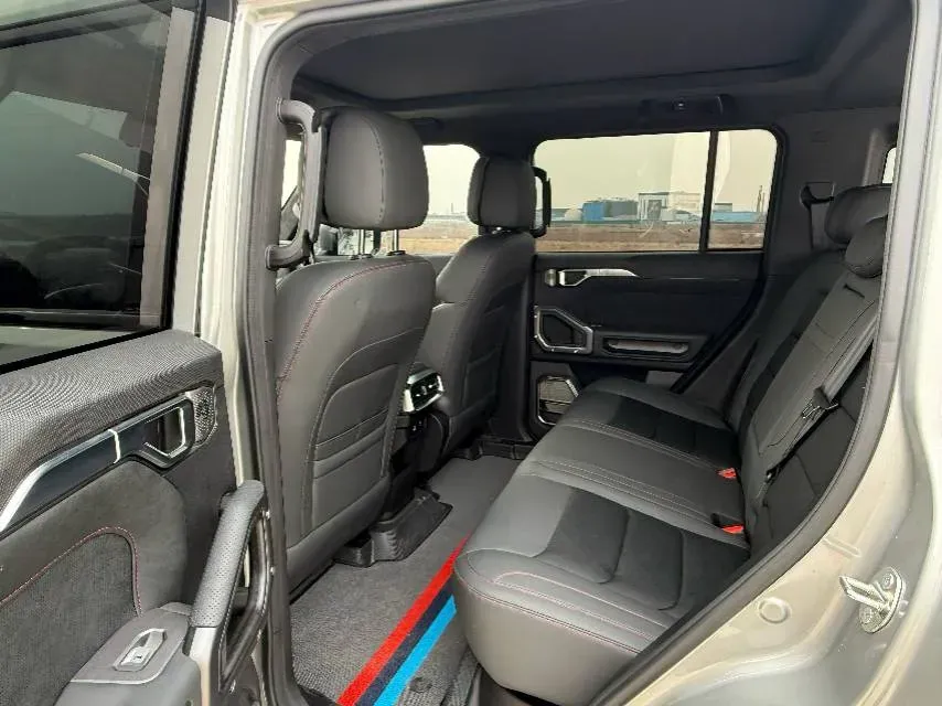 2023 Jetour Traveller 2.0T 254HP L4 7DCT,autocango,china used car exporter,china ev exporter,chinese used car exporter,chinese used ev exporter