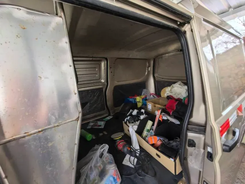 2020 WuLing RongGuang 1.2L 76HP L4 5MT,autocango,china used car exporter,china ev exporter,chinese used car exporter,chinese used ev exporter