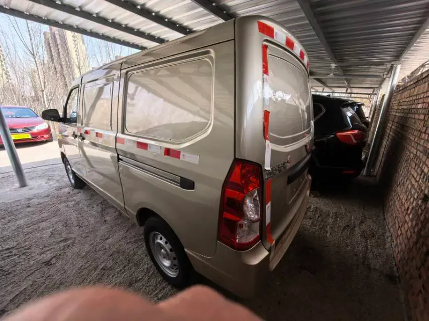 2020 WuLing RongGuang 1.2L 76HP L4 5MT,autocango,china used car exporter,china ev exporter,chinese used car exporter,chinese used ev exporter