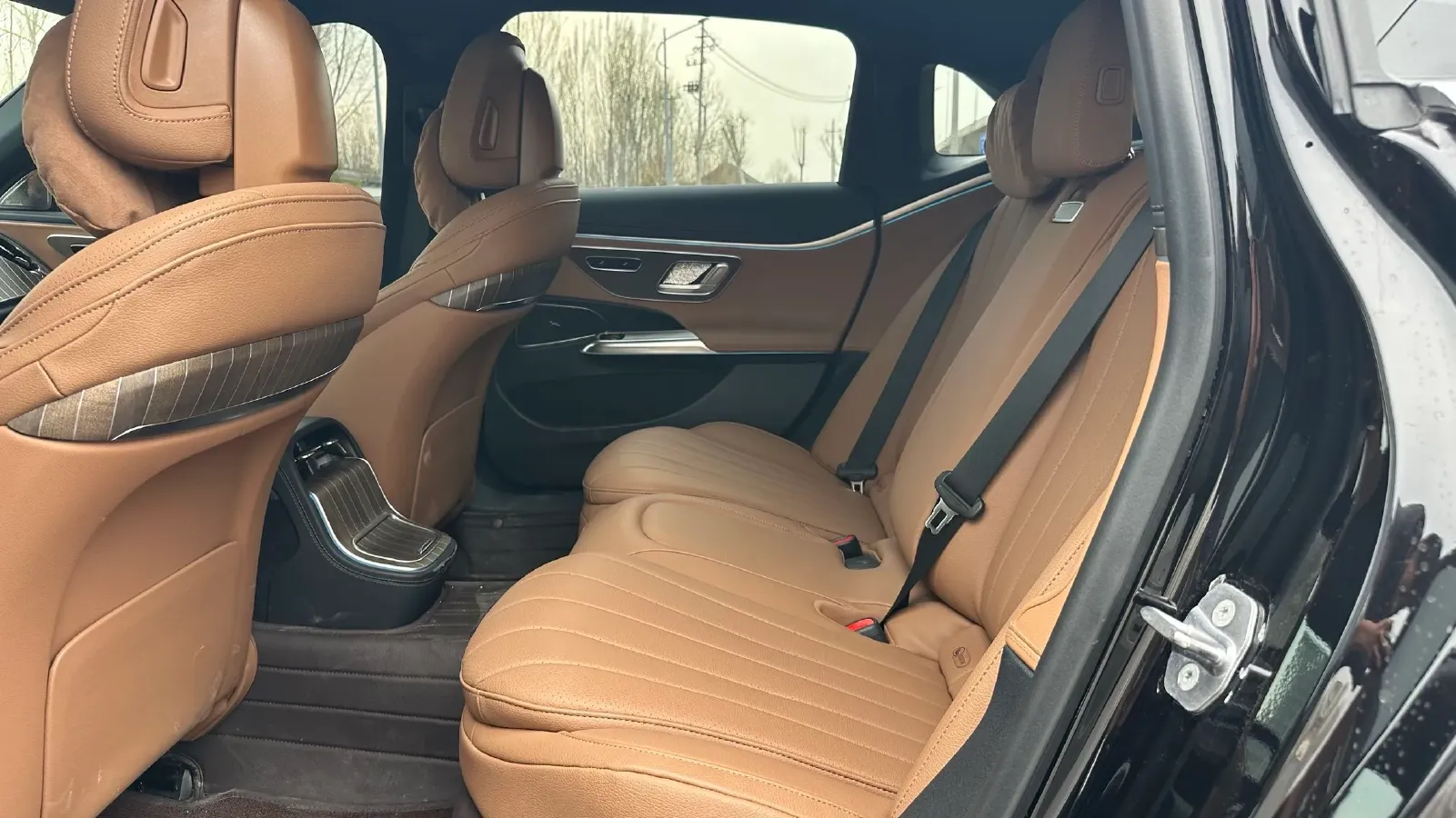 2024 Mercedes-Benz E Class 2.0T 258HP L4 9AT,autocango,china used car exporter,china ev exporter,chinese used car exporter,chinese used ev exporter