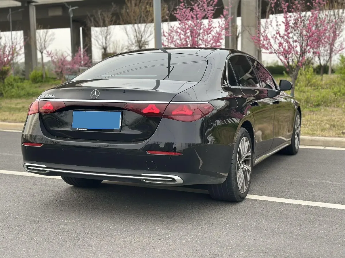 2024 Mercedes-Benz E Class 2.0T 258HP L4 9AT,autocango,china used car exporter,china ev exporter,chinese used car exporter,chinese used ev exporter