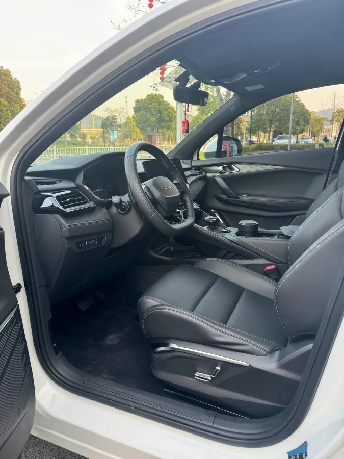 2023 LYNK&CO 06 1.5T 181HP L4 7DCT,autocango,china used car exporter,china ev exporter,chinese used car exporter,chinese used ev exporter