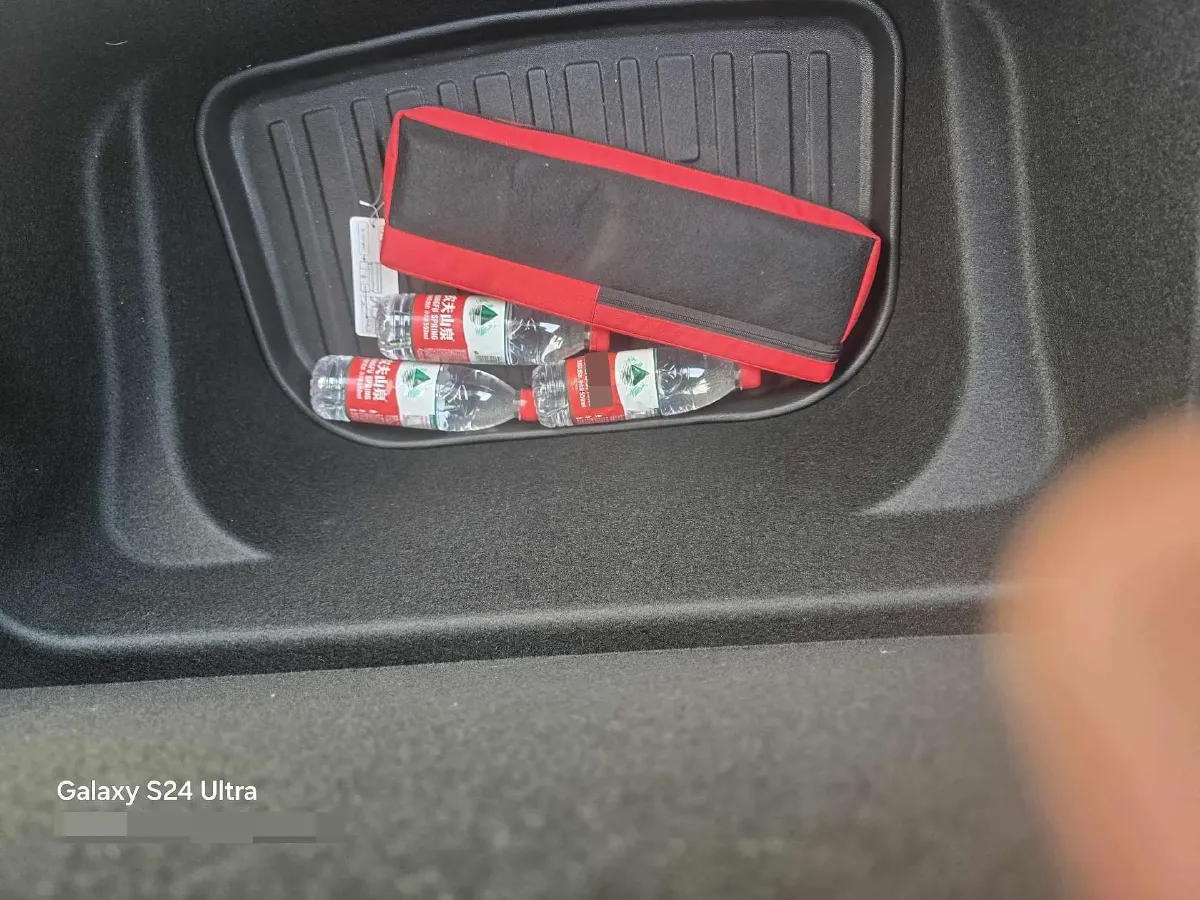 2024 Iveco OuSheng BEV 77.28KWH,autocango,china used car exporter,china ev exporter,chinese used car exporter,chinese used ev exporter