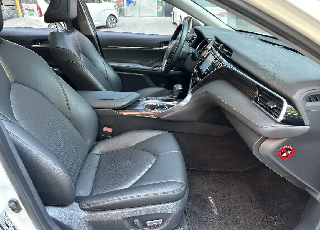 2018 Toyota Camry 2.0L 169HP L4 6AT,autocango,china used car exporter,china ev exporter,chinese used car exporter,chinese used ev exporter