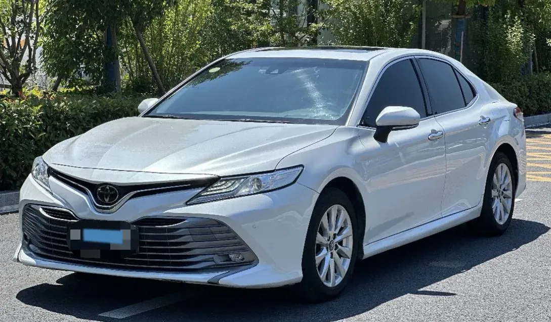 2018 Toyota Camry 2.0L 169HP L4 6AT,autocango,china used car exporter,china ev exporter,chinese used car exporter,chinese used ev exporter