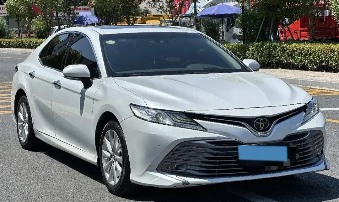 2018 Toyota Camry 2.0L 169HP L4 6AT,autocango,china used car exporter,china ev exporter,chinese used car exporter,chinese used ev exporter