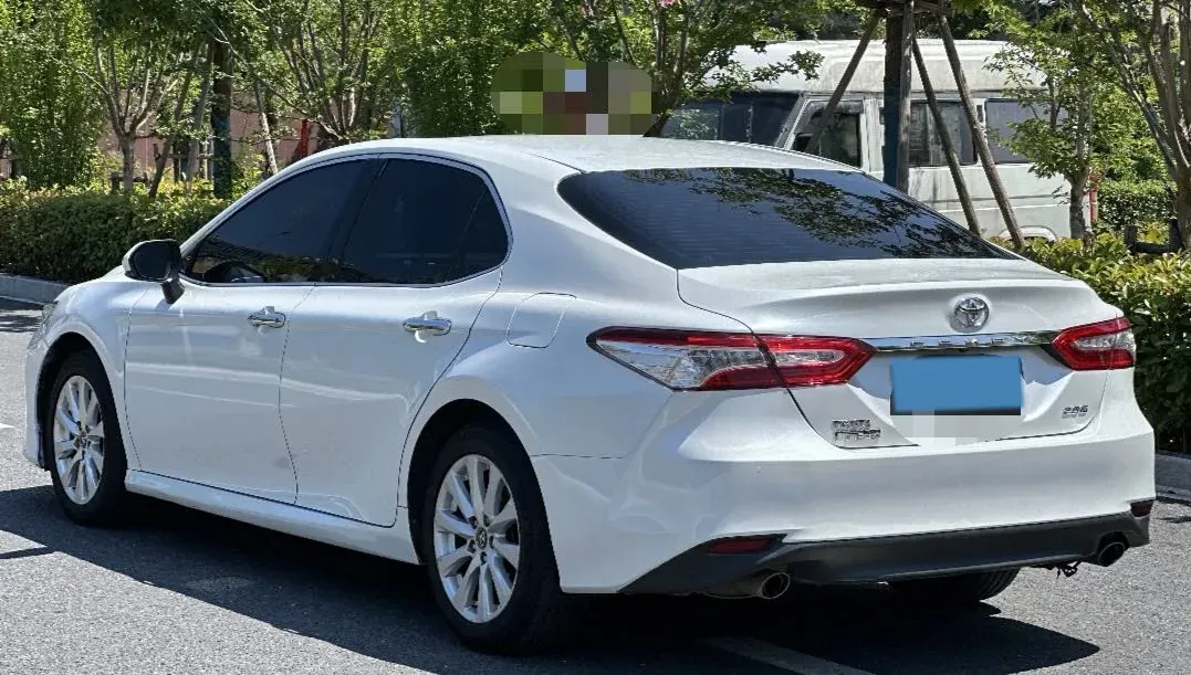 2018 Toyota Camry 2.0L 169HP L4 6AT,autocango,china used car exporter,china ev exporter,chinese used car exporter,chinese used ev exporter