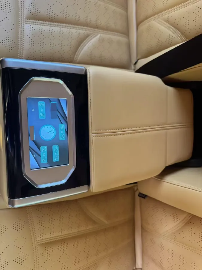 2018 Mercedes-Benz V Class 2.0T 211HP L4 7AT,autocango,china used car exporter,china ev exporter,chinese used car exporter,chinese used ev exporter