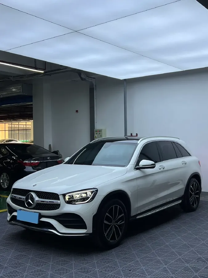 2022 Mercedes-Benz GLC Class 2.0T 197HP L4 9AT,autocango,china used car exporter,china ev exporter,chinese used car exporter,chinese used ev exporter