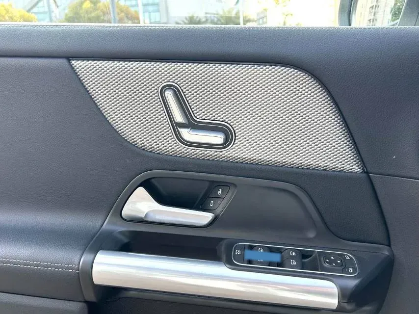 2025 Mercedes-Benz GLA Class 1.3T 163HP L4 7DCT,autocango,china used car exporter,china ev exporter,chinese used car exporter,chinese used ev exporter