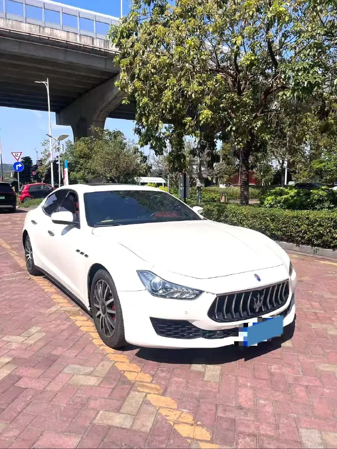 2018 Maserati Ghibli 3.0T 350HP V6 8AT,autocango,china used car exporter,china ev exporter,chinese used car exporter,chinese used ev exporter