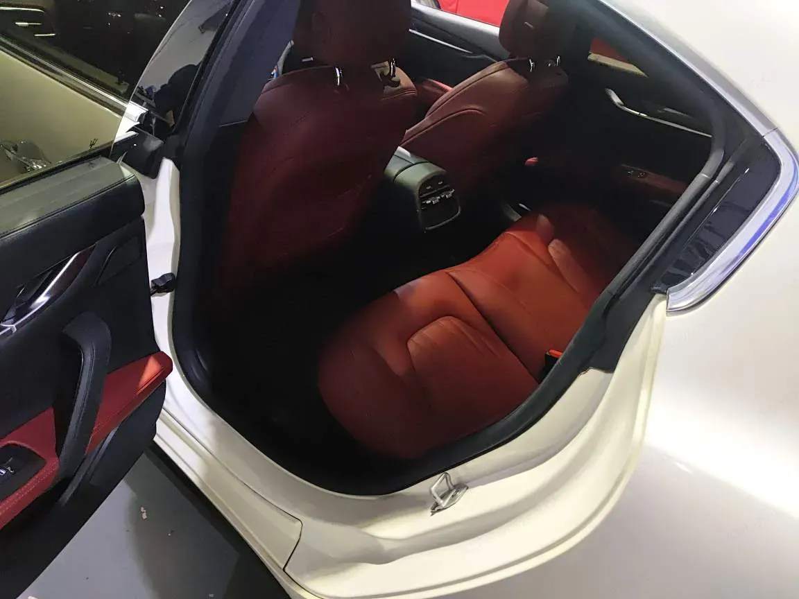 2018 Maserati Ghibli 3.0T 350HP V6 8AT,autocango,china used car exporter,china ev exporter,chinese used car exporter,chinese used ev exporter