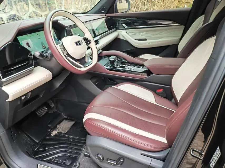 2021 Geely Monjaro 2.0T 218HP L4 7DCT,autocango,china used car exporter,china ev exporter,chinese used car exporter,chinese used ev exporter