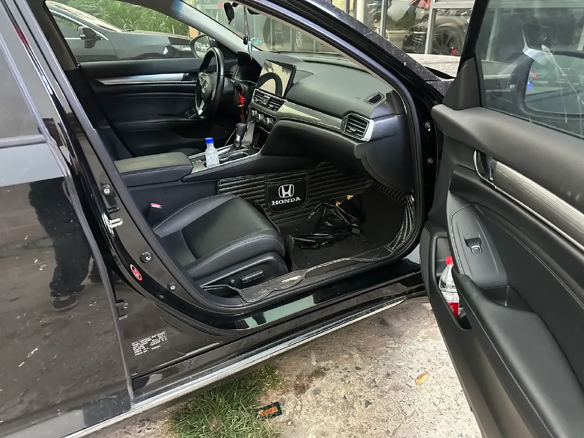 2022 Honda Accord 1.5T 194HP L4 CVT,autocango,china used car exporter,china ev exporter,chinese used car exporter,chinese used ev exporter