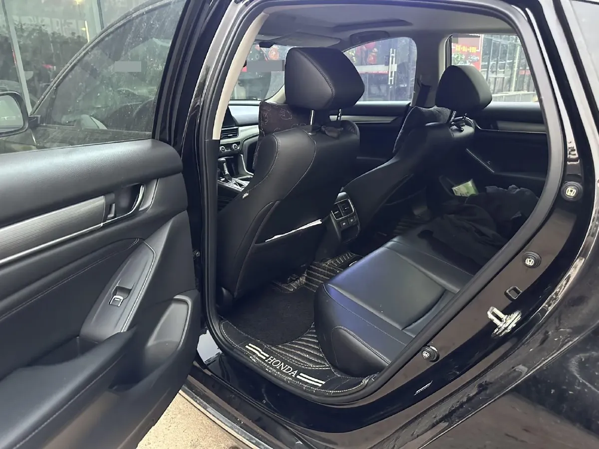 2022 Honda Accord 1.5T 194HP L4 CVT,autocango,china used car exporter,china ev exporter,chinese used car exporter,chinese used ev exporter