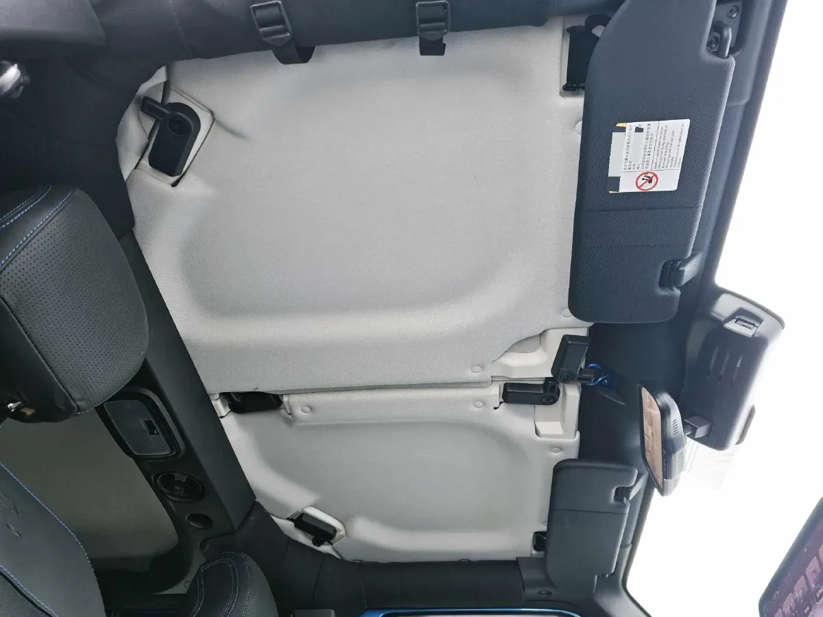 2019 Beijing BJ40 2.3T 231HP L4 6AT,autocango,china used car exporter,china ev exporter,chinese used car exporter,chinese used ev exporter