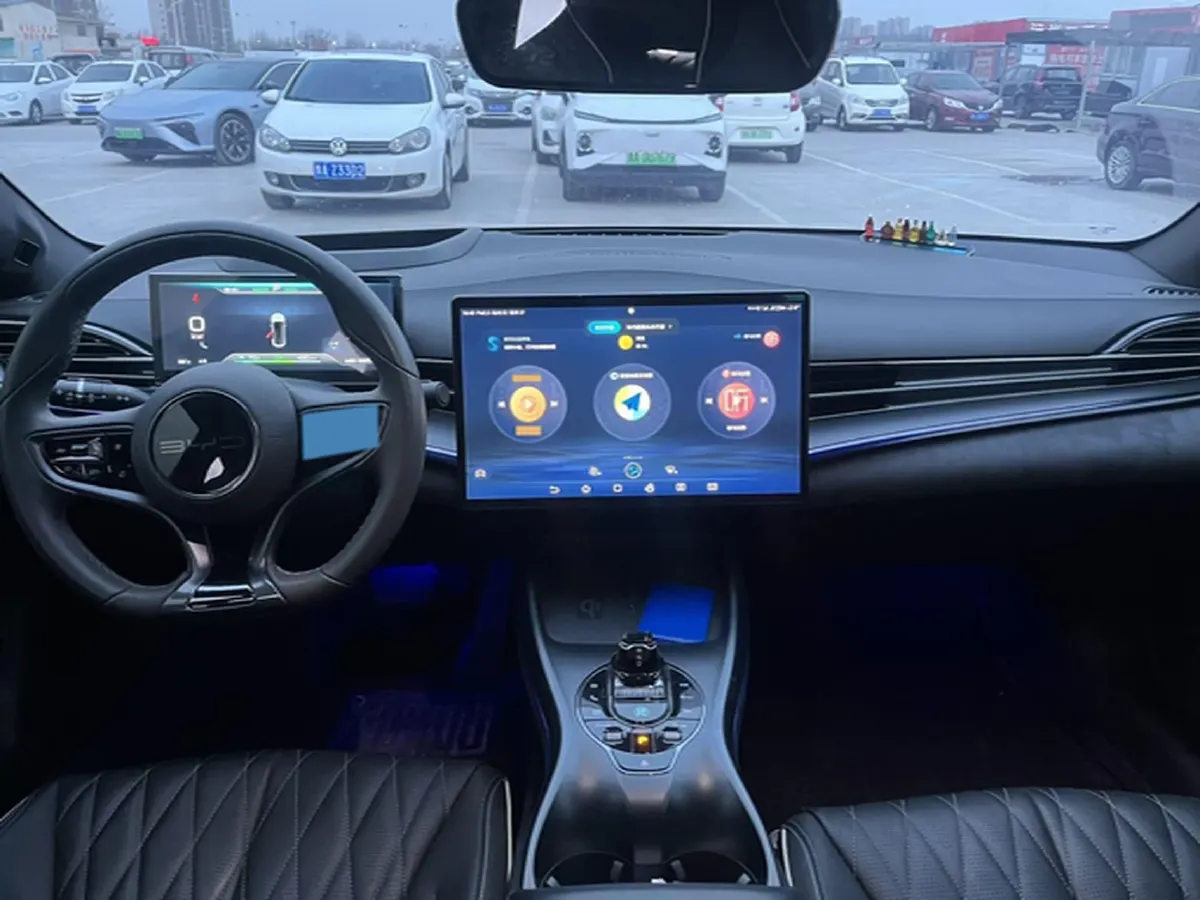 2022 AITO AITO M5 Range Extended 125HP REEV 40KWH,autocango,china used car exporter,china ev exporter,chinese used car exporter,chinese used ev exporter