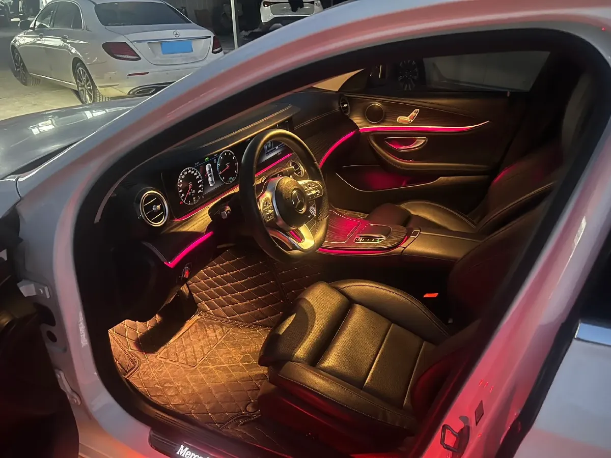 2020 Mercedes-Benz E Class 1.5T 184HP L4 9AT,autocango,china used car exporter,china ev exporter,chinese used car exporter,chinese used ev exporter