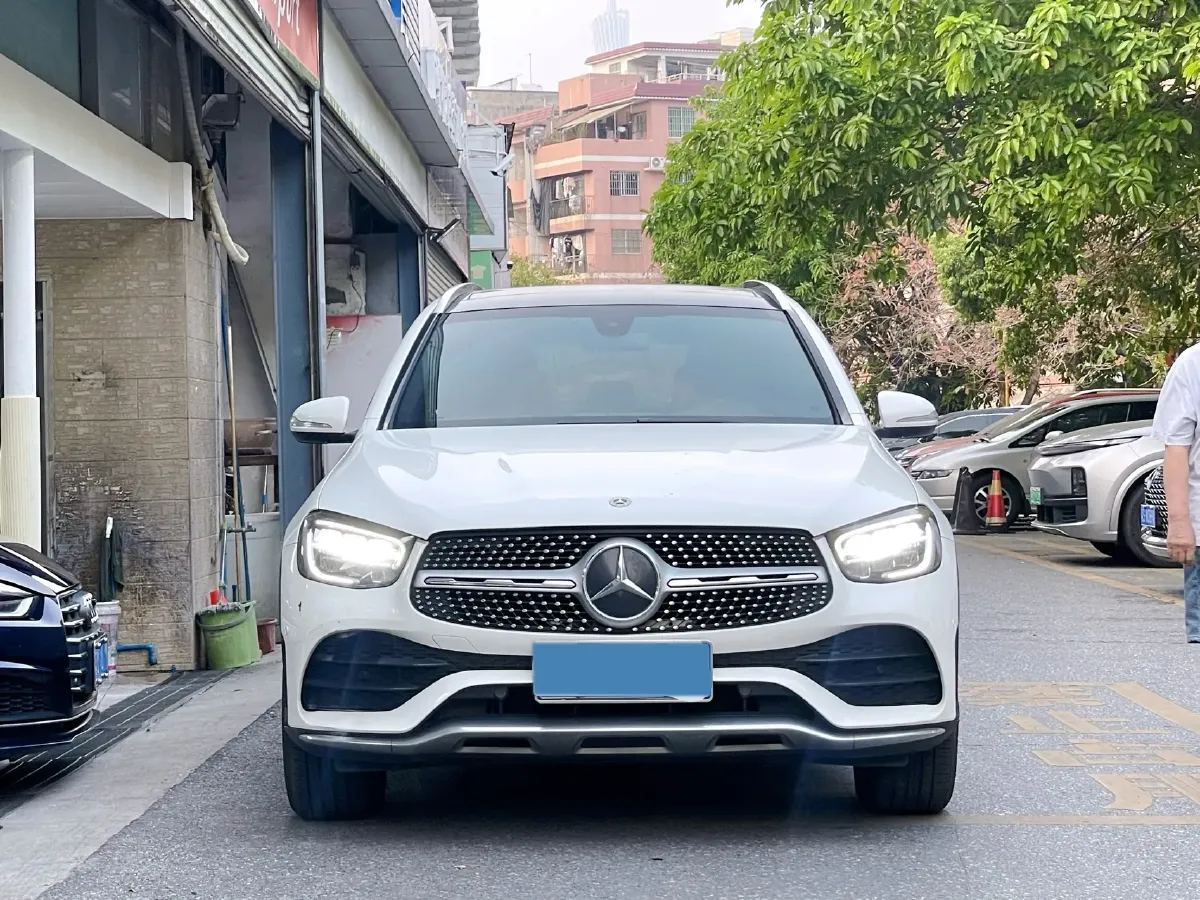 2020 Mercedes-Benz GLC Class 2.0T 197HP L4 9AT,autocango,china used car exporter,china ev exporter,chinese used car exporter,chinese used ev exporter