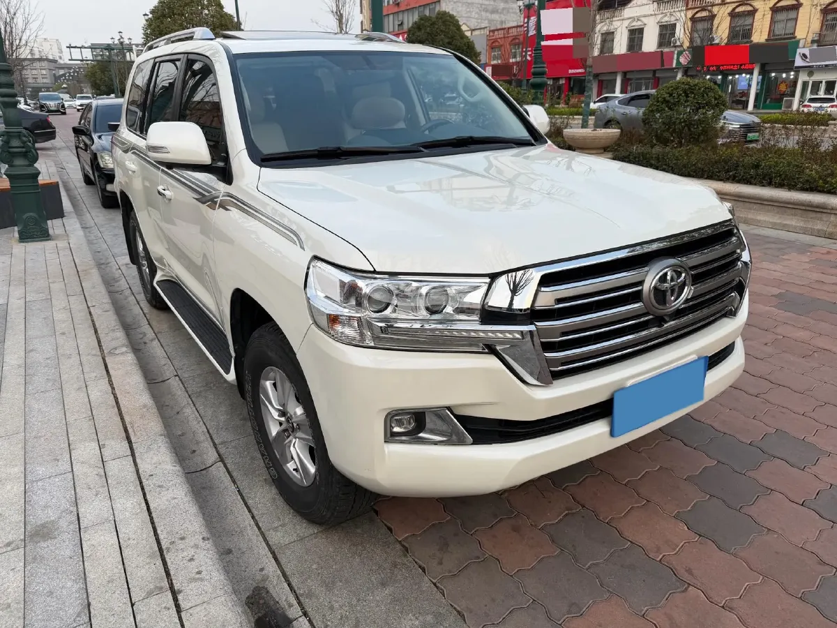 2019 Chevrolet Trax 1.0T 125HP L3 6AT,autocango,china used car exporter,china ev exporter,chinese used car exporter,chinese used ev exporter