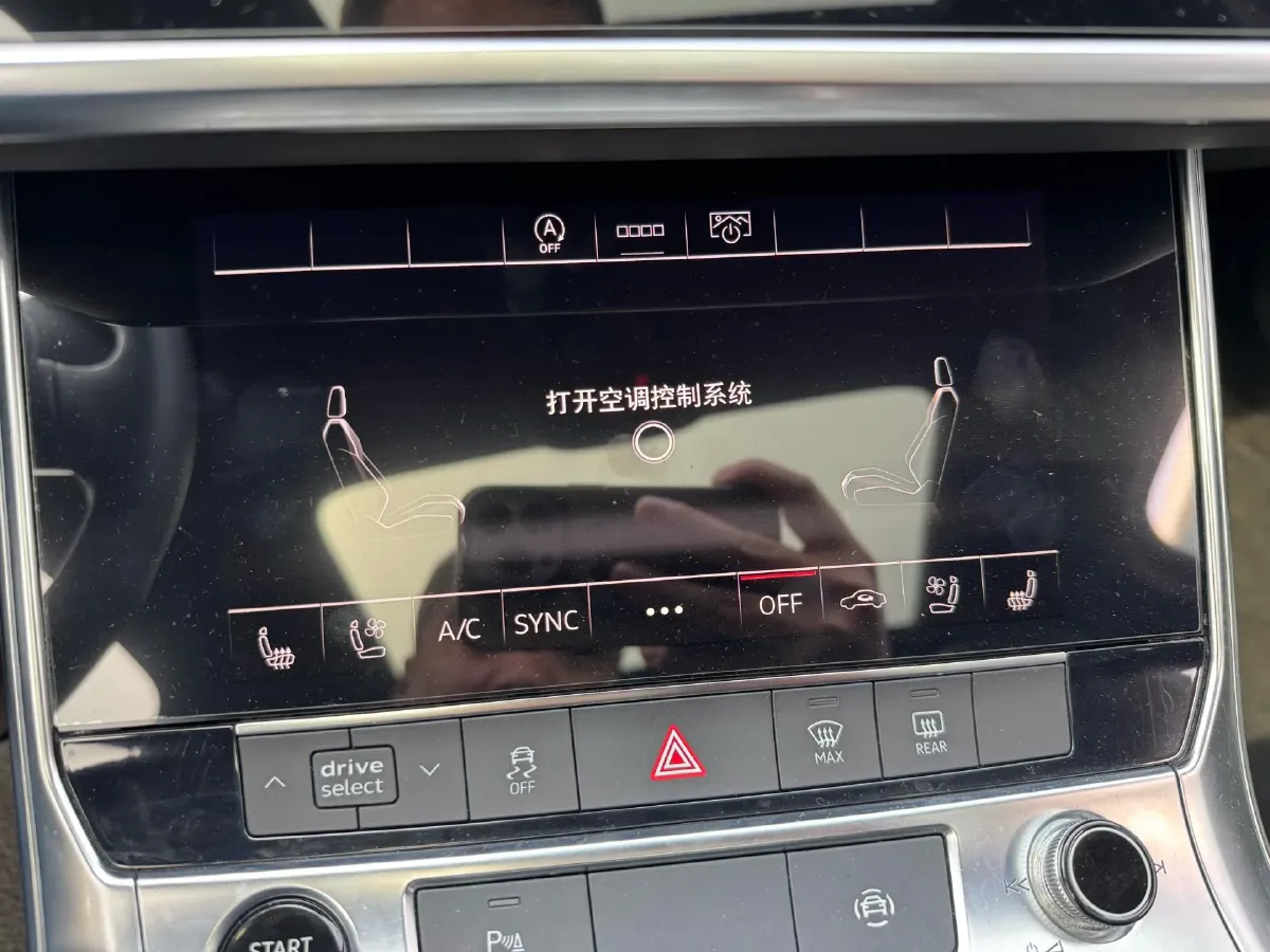 2021 Audi A6L 2.0T 224HP L4 7DCT,autocango,china used car exporter,china ev exporter,chinese used car exporter,chinese used ev exporter