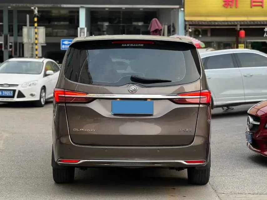 2021 Buick GL8 2.0T 237HP L4 9AT,autocango,china used car exporter,china ev exporter,chinese used car exporter,chinese used ev exporter
