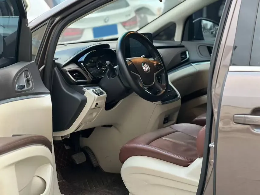 2021 Buick GL8 2.0T 237HP L4 9AT,autocango,china used car exporter,china ev exporter,chinese used car exporter,chinese used ev exporter