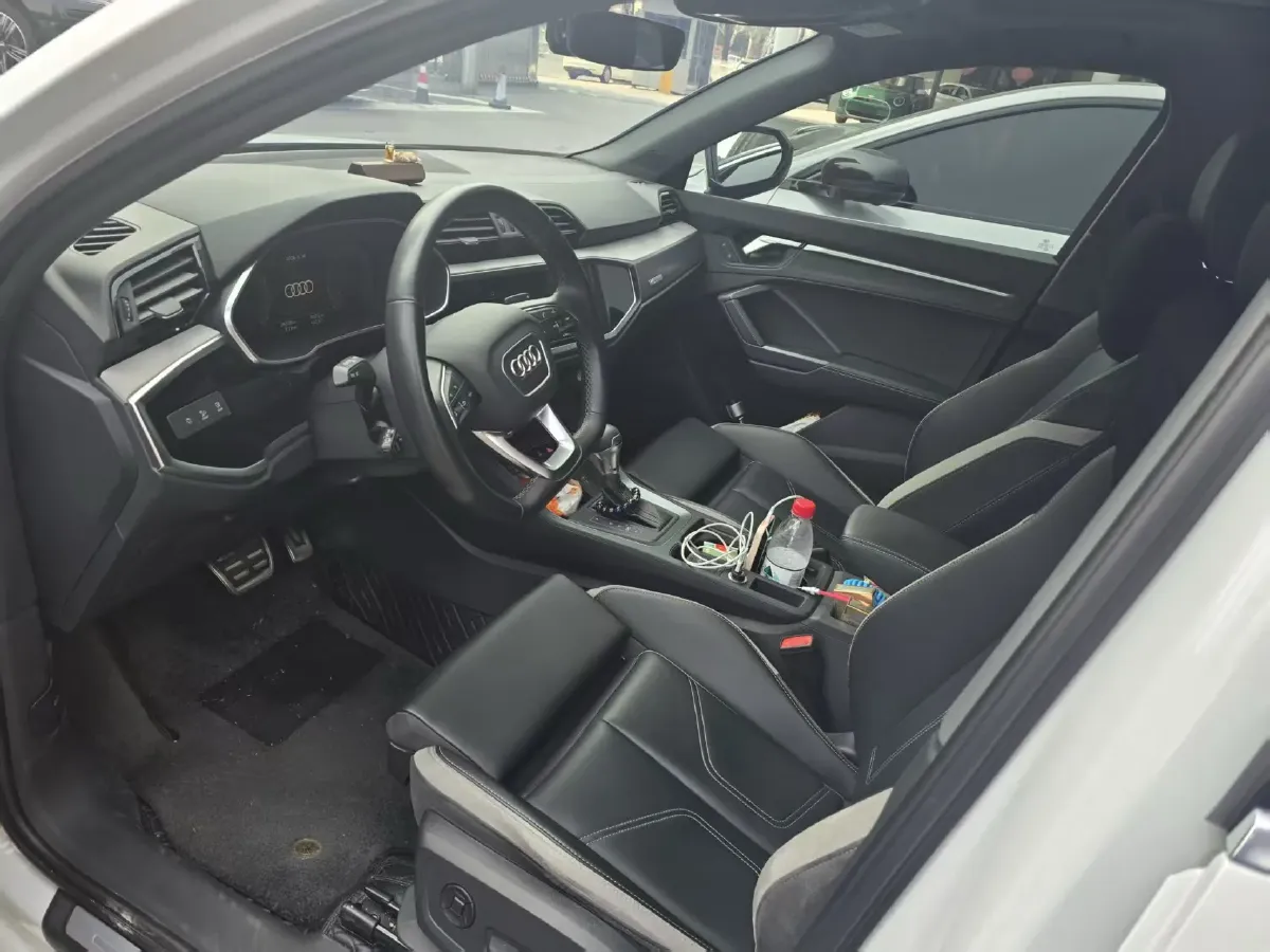 2024 Audi Q3 1.5T 160HP L4 7DCT,autocango,china used car exporter,china ev exporter,chinese used car exporter,chinese used ev exporter