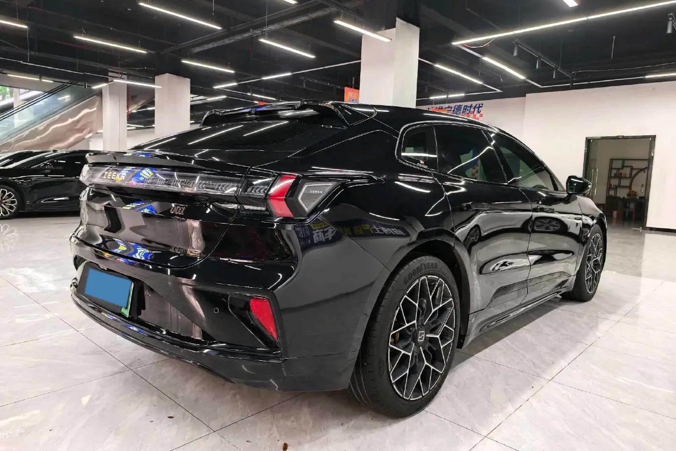 2024 Zeekr 001 BEV 95KWH,autocango,china used car exporter,china ev exporter,chinese used car exporter,chinese used ev exporter