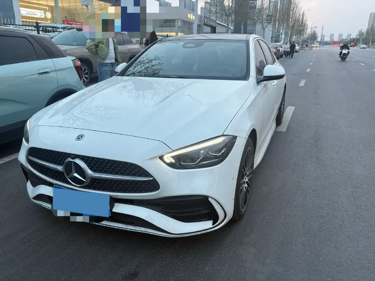2024 Mercedes-Benz C Class 1.5T 204HP L4 9AT,autocango,china used car exporter,china ev exporter,chinese used car exporter,chinese used ev exporter