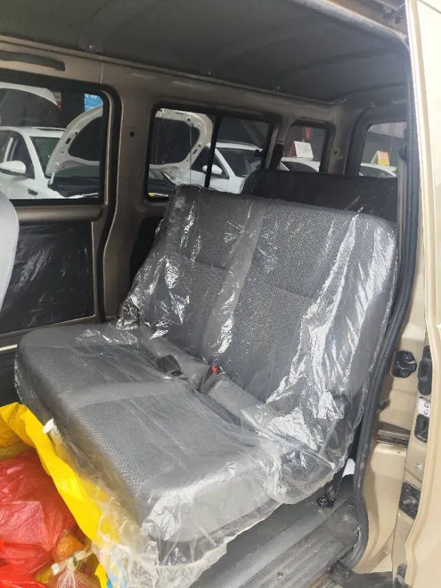 2021 WuLing RongGuang 1.5L 99HP L4 5MT,autocango,china used car exporter,china ev exporter,chinese used car exporter,chinese used ev exporter