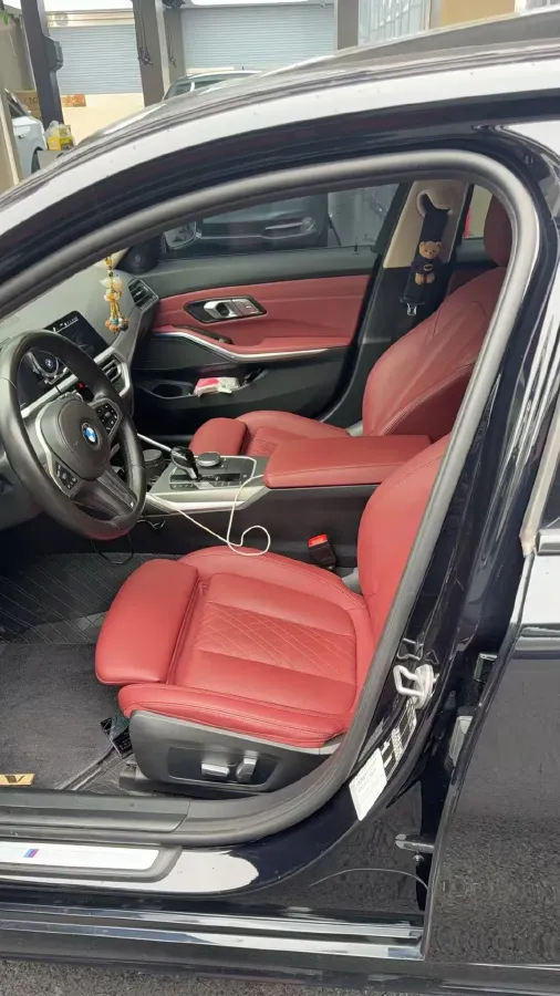 2022 BMW 3 Series 2.0T 184HP L4 8AT,autocango,china used car exporter,china ev exporter,chinese used car exporter,chinese used ev exporter