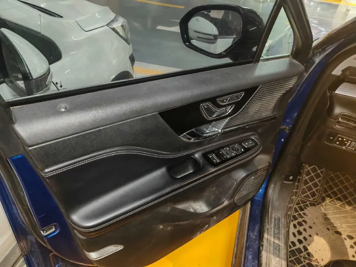 2020 Lincoln Corsair 2.0T 245HP L4 8AT,autocango,china used car exporter,china ev exporter,chinese used car exporter,chinese used ev exporter