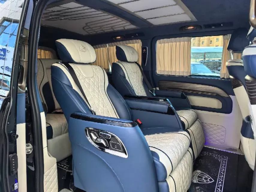 2021 Mercedes-Benz Vito 2.0T 211HP L4 9AT,autocango,china used car exporter,china ev exporter,chinese used car exporter,chinese used ev exporter