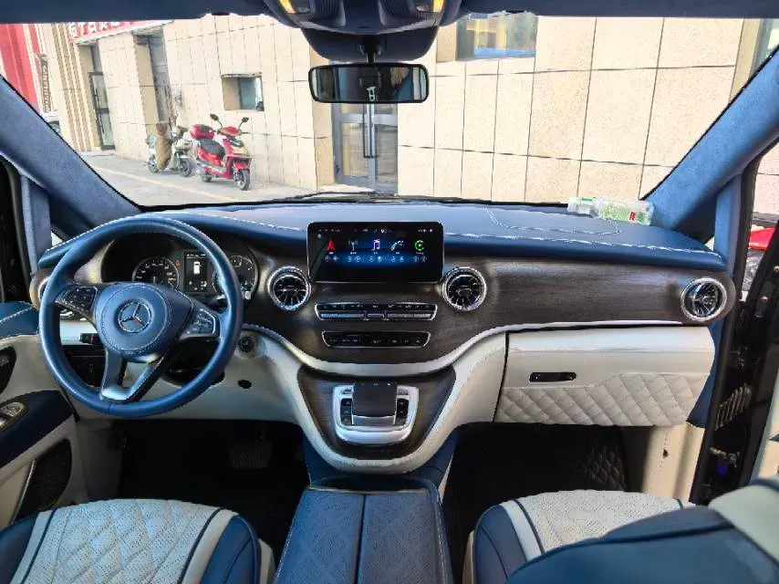 2021 Mercedes-Benz Vito 2.0T 211HP L4 9AT,autocango,china used car exporter,china ev exporter,chinese used car exporter,chinese used ev exporter