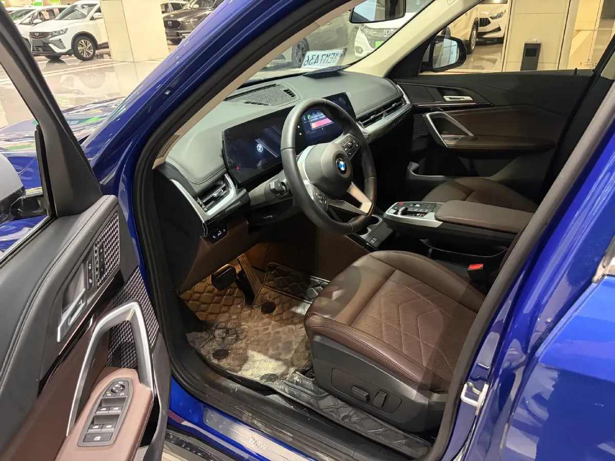 2023 BMW X1 1.5T 156HP L3 7DCT,autocango,china used car exporter,china ev exporter,chinese used car exporter,chinese used ev exporter