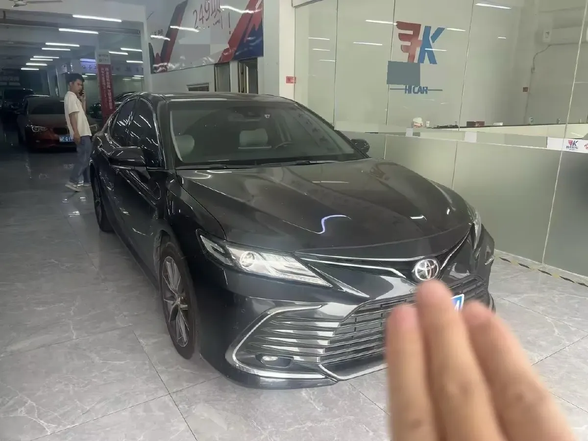 2021 Toyota Camry 2.5L 209HP L4 8AT,autocango,china used car exporter,china ev exporter,chinese used car exporter,chinese used ev exporter