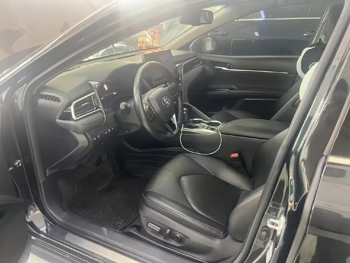 2021 Toyota Camry 2.5L 209HP L4 8AT,autocango,china used car exporter,china ev exporter,chinese used car exporter,chinese used ev exporter