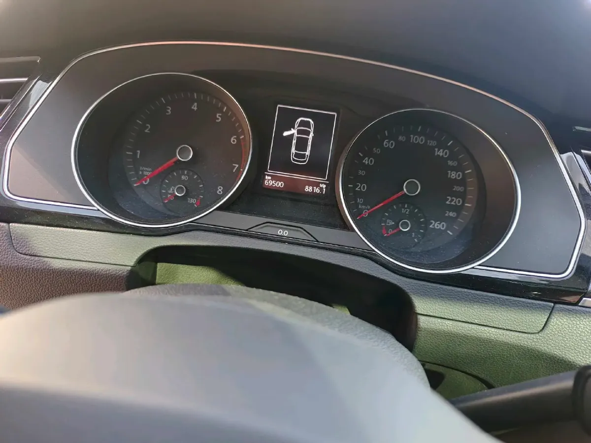 2020 Volkswagen Magotan 2.0T 186HP L4 7DCT,autocango,china used car exporter,china ev exporter,chinese used car exporter,chinese used ev exporter