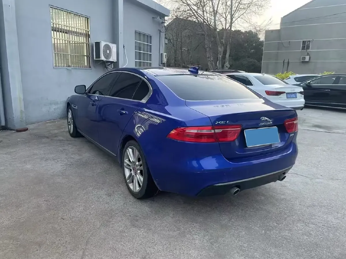 2019 Land Rover Discovery Sport 2.0T 200HP L4 9AT,autocango,china used car exporter,china ev exporter,chinese used car exporter,chinese used ev exporter