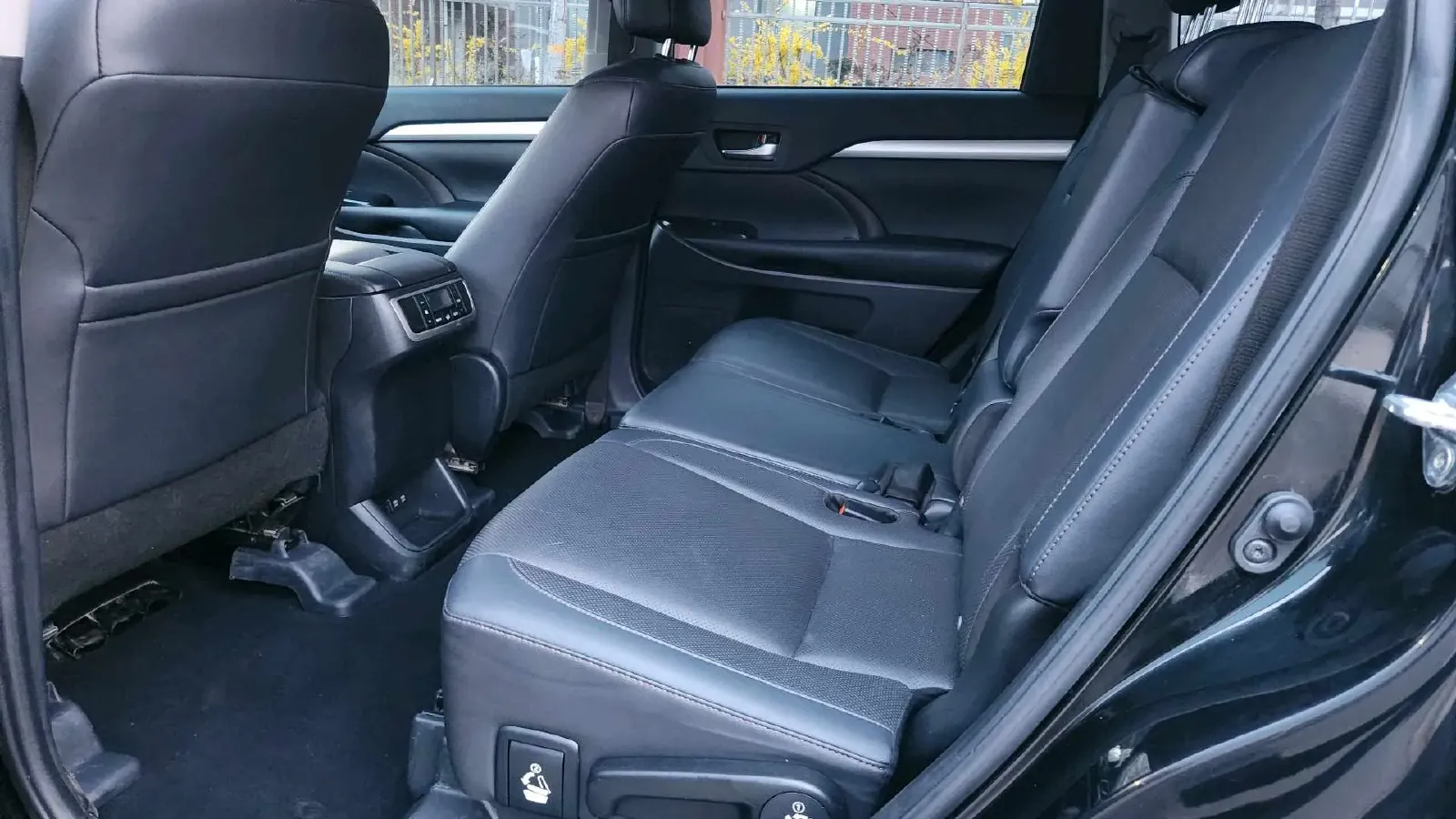 2019 Lincoln MKC 2.0T 203HP L4 6AT,autocango,china used car exporter,china ev exporter,chinese used car exporter,chinese used ev exporter