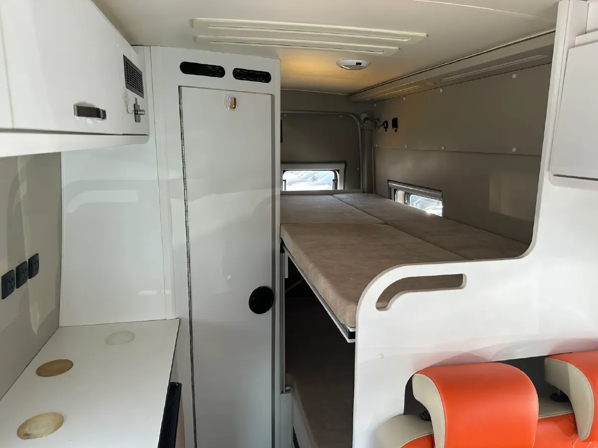 2021 MAXUS V90 RV 2.0T 148HP L4 6AT,autocango,china used car exporter,china ev exporter,chinese used car exporter,chinese used ev exporter